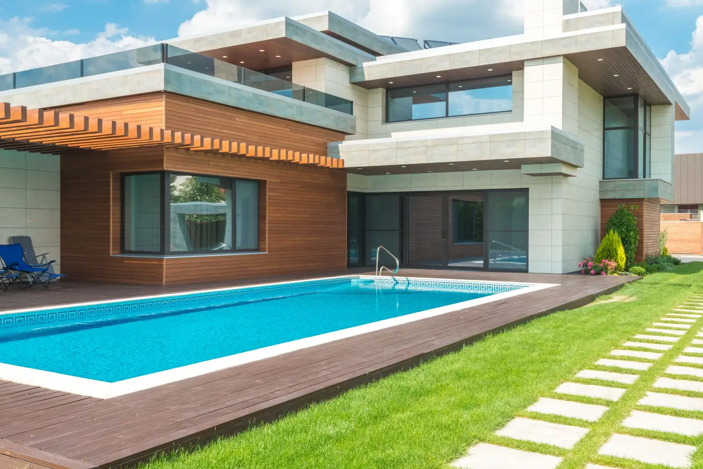 Swimming pool built in Lakesland, NSW
